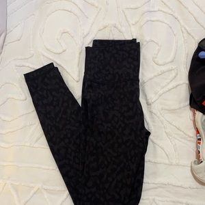 Lululemon leggings